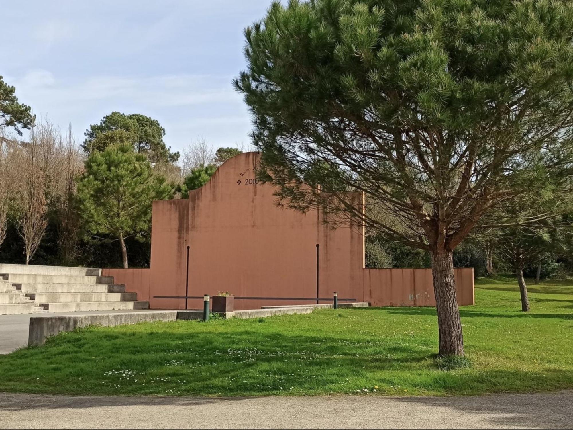 Appartement Superbe Avec Piscine, Tennis Et Acces A - Fr-1-239-1108 *