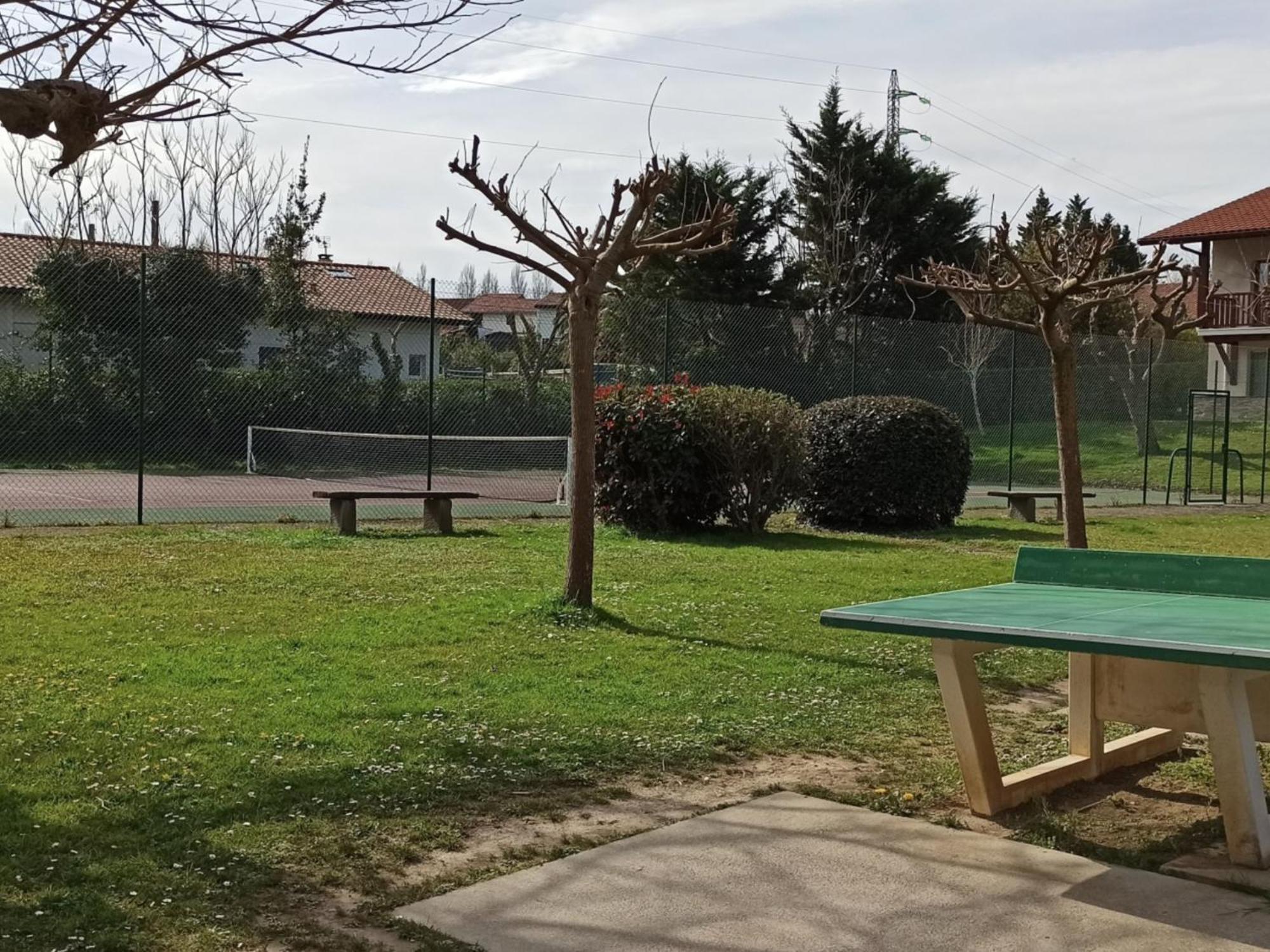 Superbe Avec Piscine, Tennis Et Acces A - Fr-1-239-1108 Saint-Jean-de-Luz