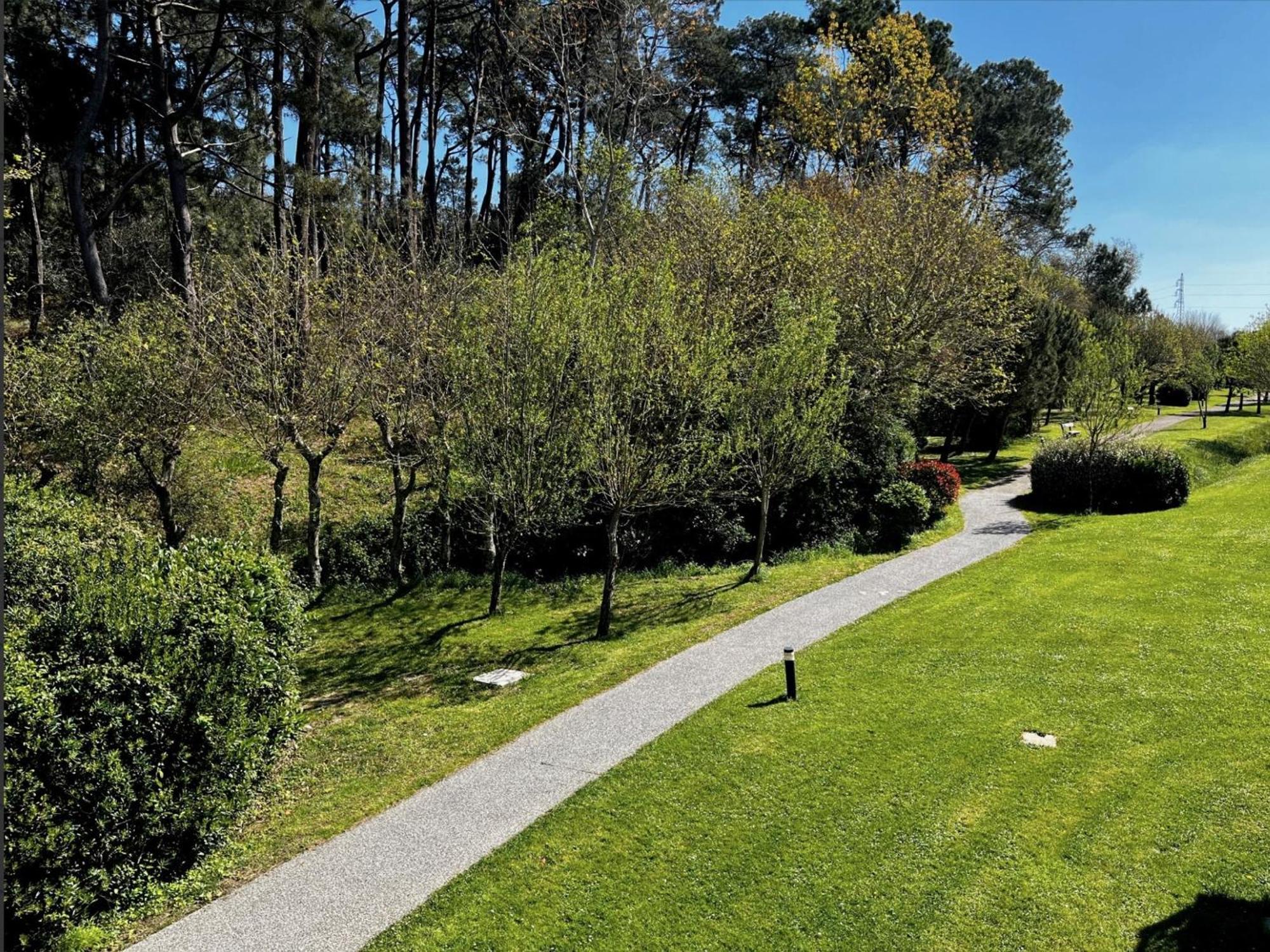 Superbe Avec Piscine, Tennis Et Acces A - Fr-1-239-1108 Appartement