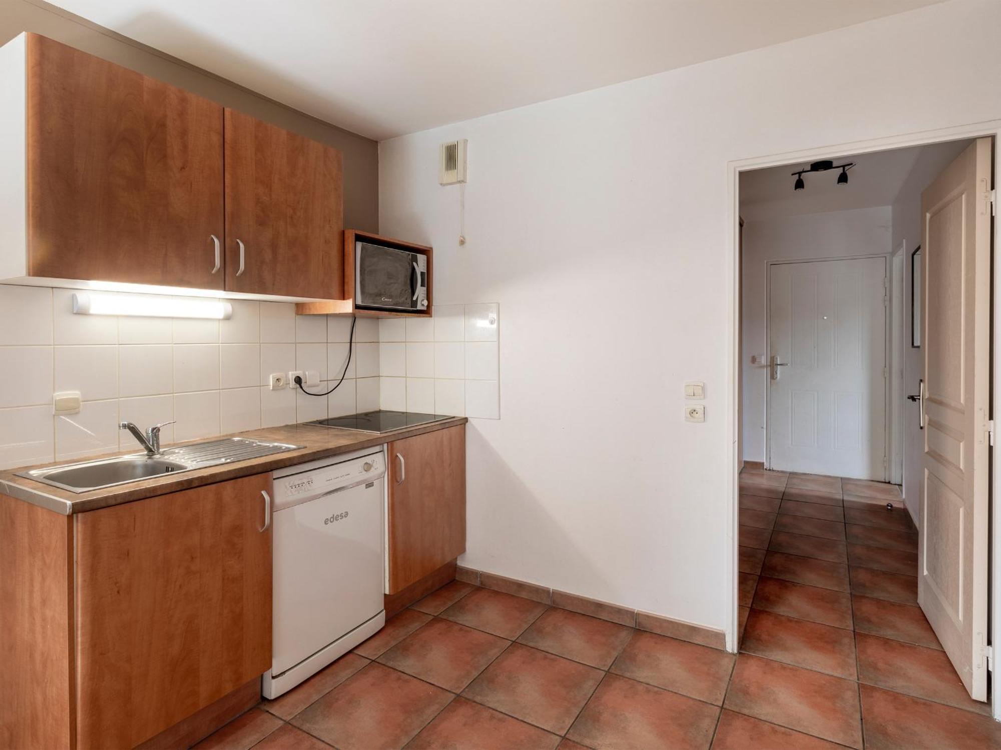 Superbe Avec Piscine, Tennis Et Acces A - Fr-1-239-1108 Appartement