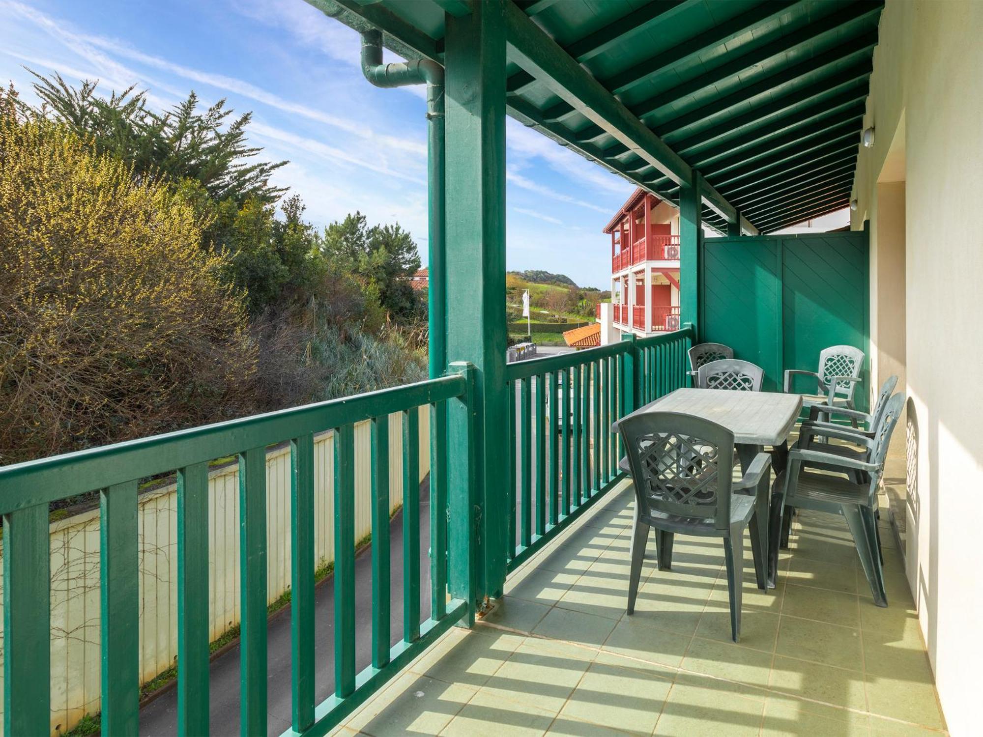 Superbe Avec Piscine, Tennis Et Acces A - Fr-1-239-1108 Appartement